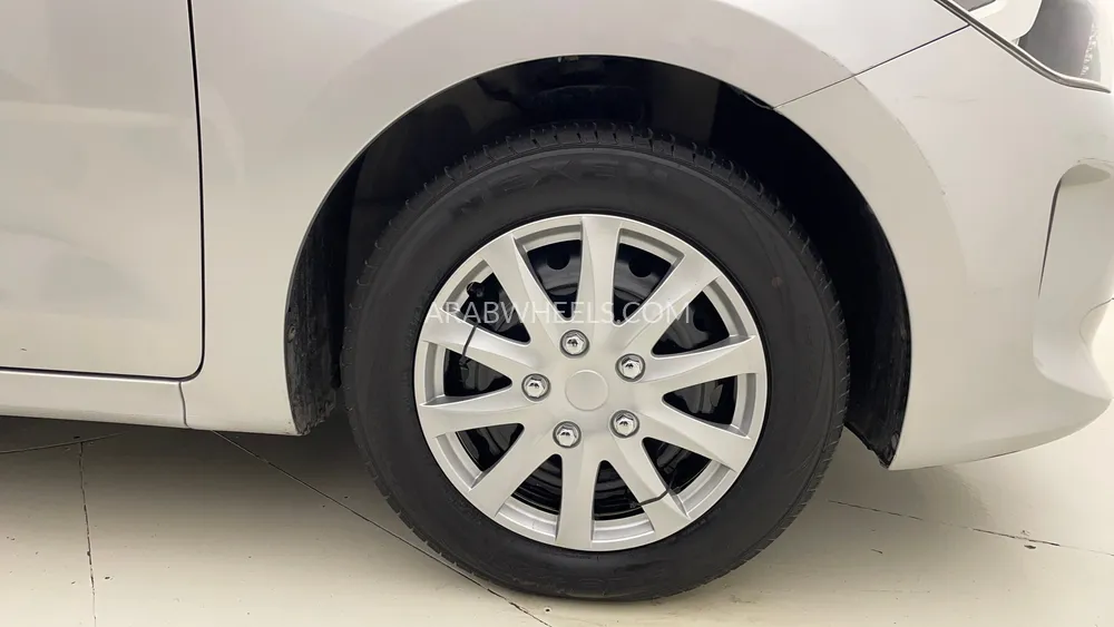 كيا ريو 2019 for Sale in دبي Image-10