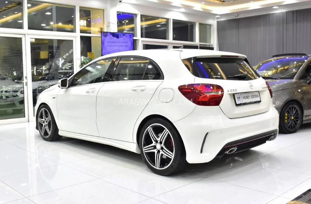 Mercedes Benz A Class 2015 for Sale in Dubai Image-7