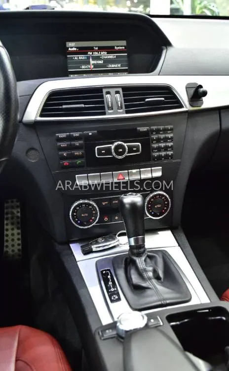 Mercedes Benz C Class 2015 for Sale in Dubai Image-15