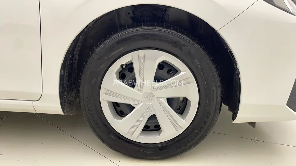 Toyota Yaris 2024 for Sale in Dubai Image-10