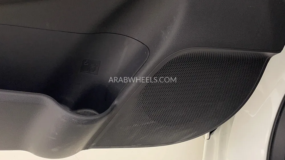 Toyota Yaris 2024 for Sale in Dubai Image-20