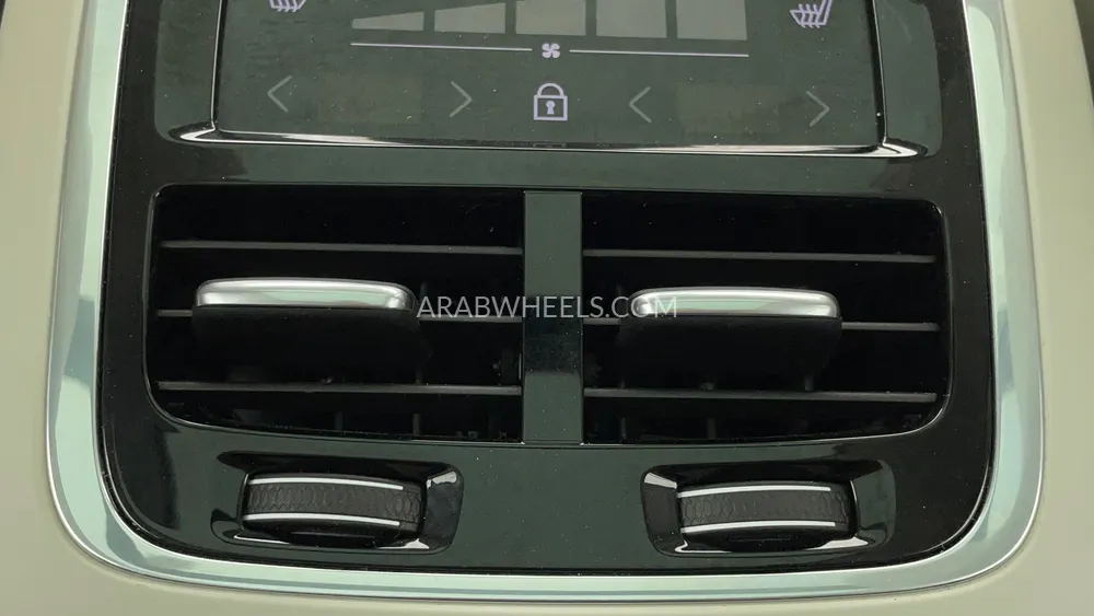 Volvo XC90 2023 for Sale in Dubai Image-27