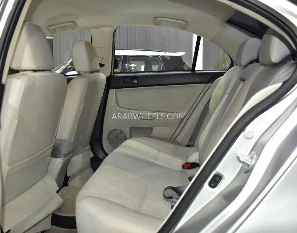 ميتسوبيشي لانسر 2015 for Sale in دبي Image-17