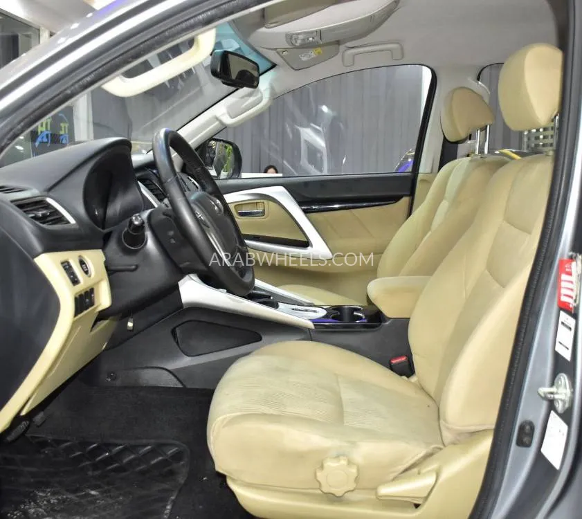 Mitsubishi Montero Sport 2016 for Sale in Dubai Image-10