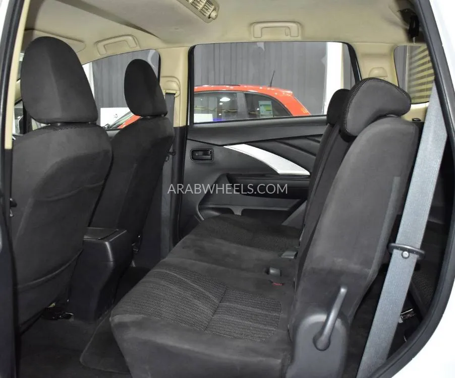 Mitsubishi Xpander 2022 for Sale in Dubai Image-16