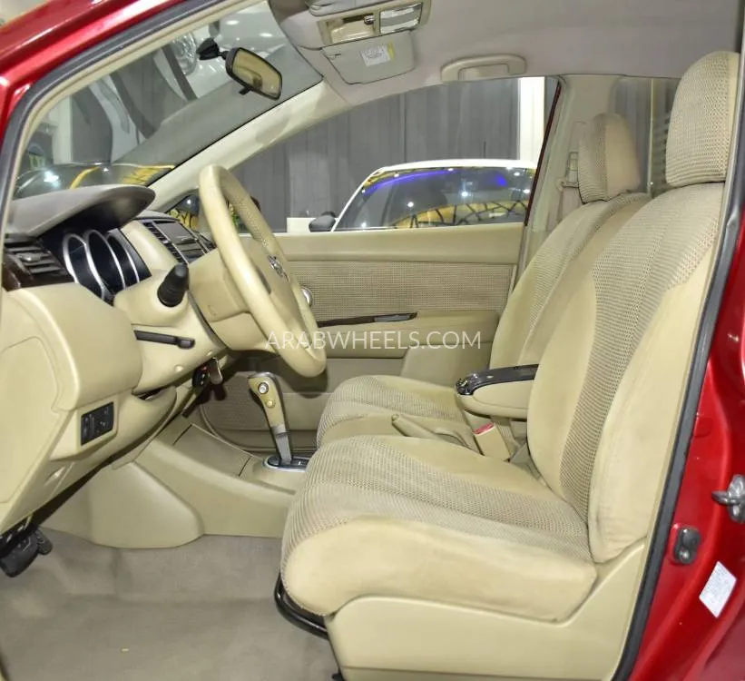 Nissan Tiida 2011 for Sale in Dubai Image-10