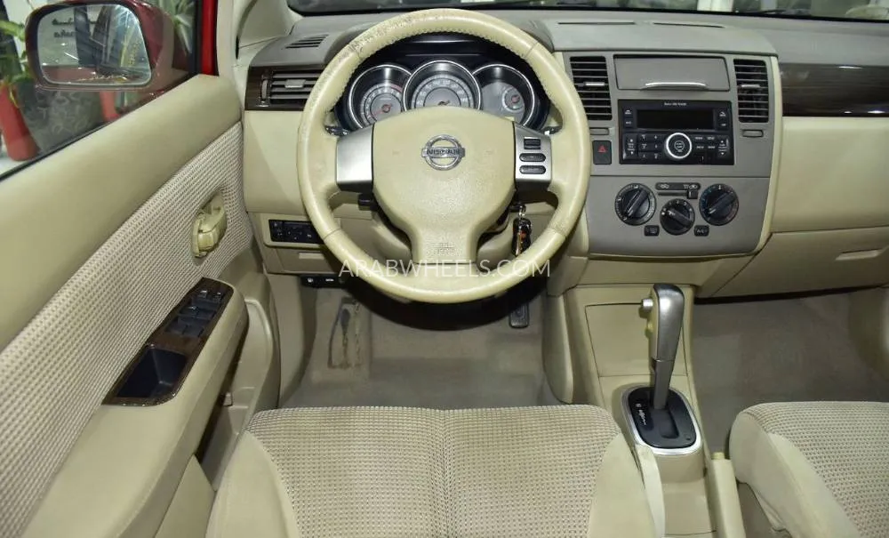 Nissan Tiida 2011 for Sale in Dubai Image-12