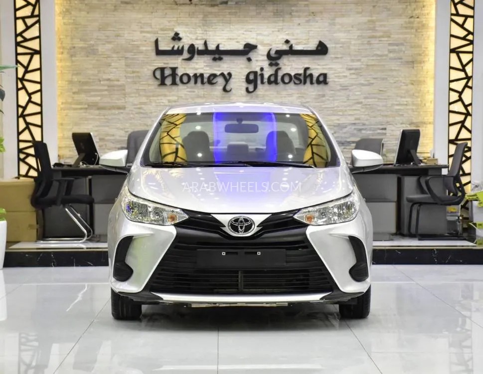 Toyota Yaris 2022 for Sale in Dubai Image-2