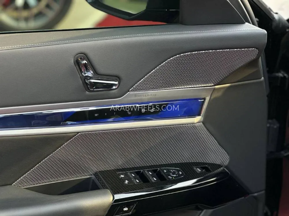 BMW 7 series 2023 for Sale in Dubai Image-9