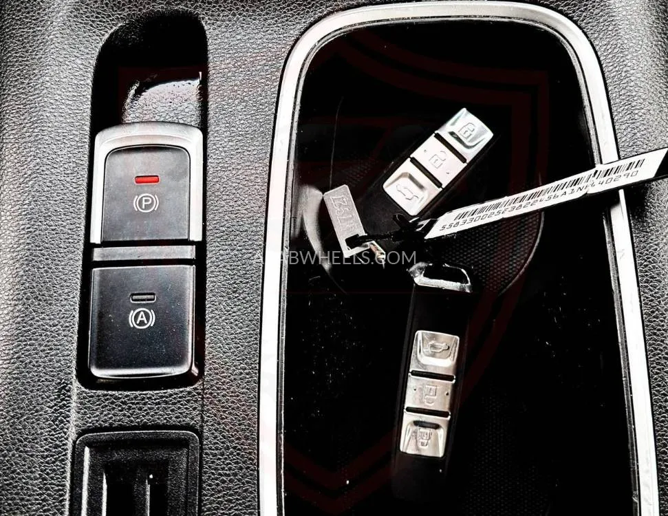 Chevrolet Captiva 2022 for Sale in Sharjah Image-21