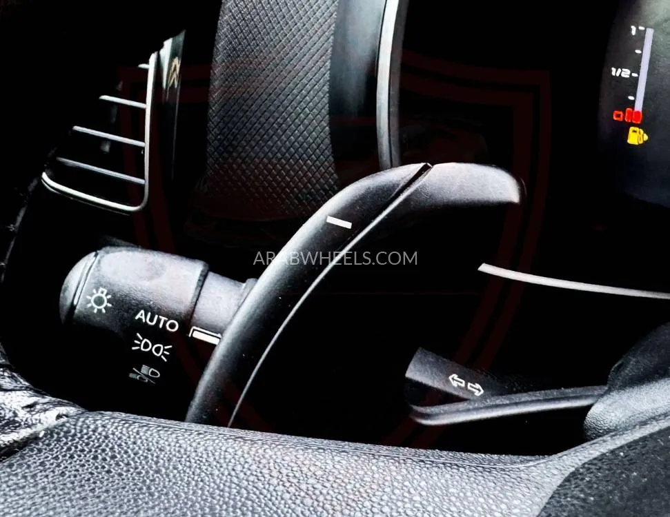 Citroen C5 Aircross 2023 for Sale in Sharjah Image-15