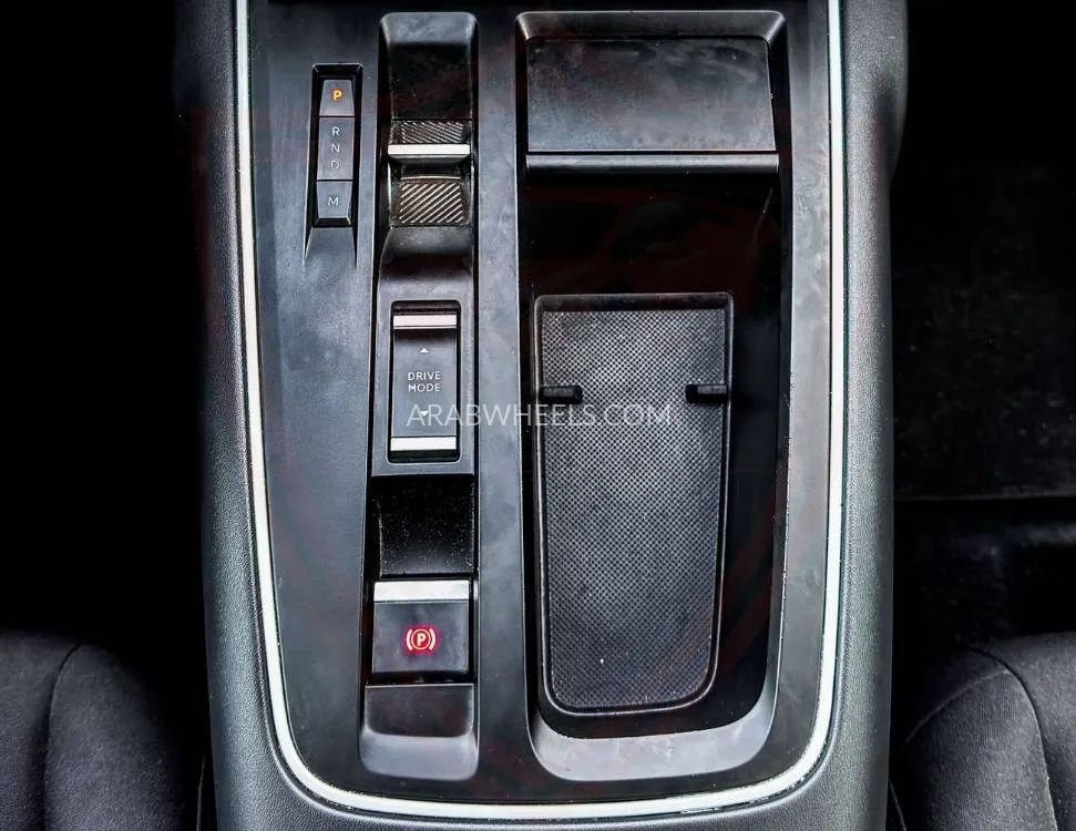 Citroen C5 Aircross 2023 for Sale in Sharjah Image-17