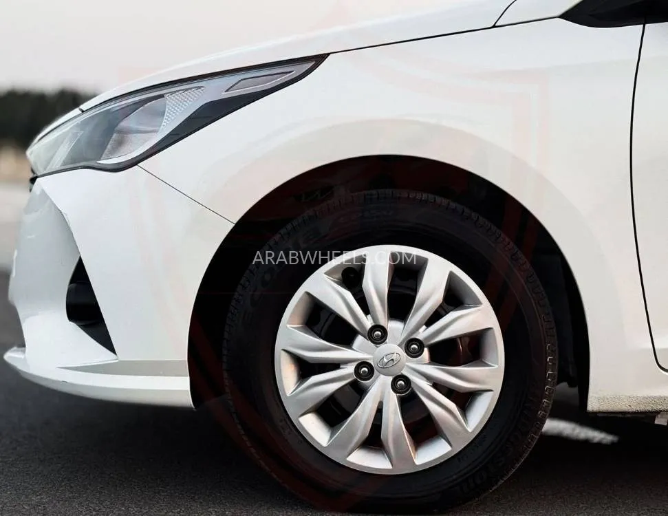 Hyundai Accent 2023 for Sale in Sharjah Image-18