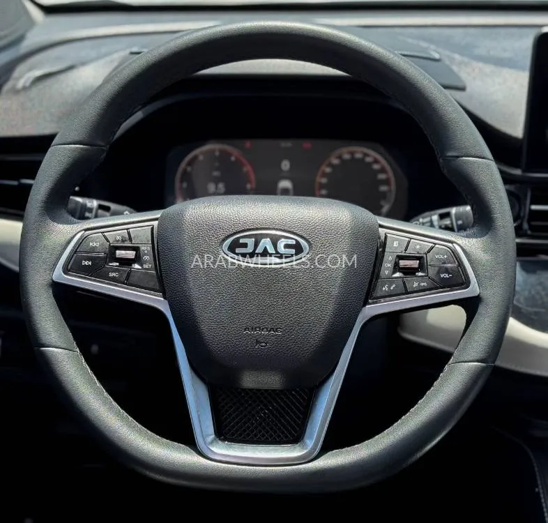 JAC JS4 2023 for Sale in Sharjah Image-13
