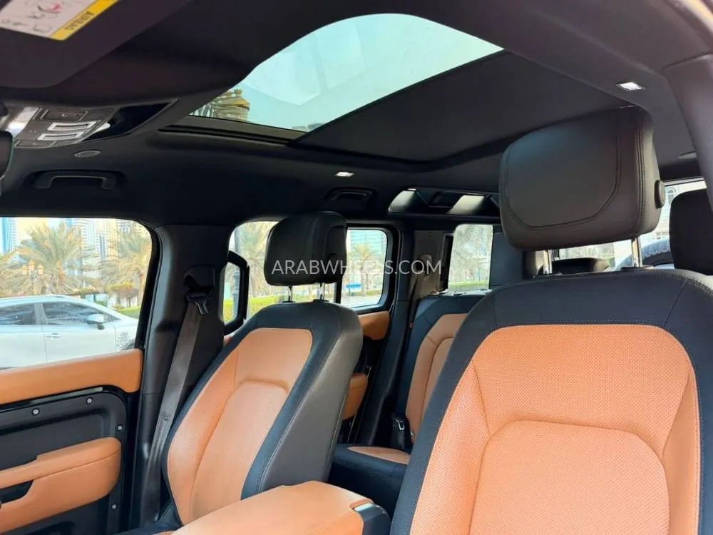 Land Rover Defender 2024 for Sale in Dubai Image-13