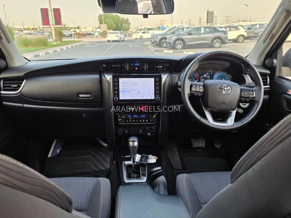Toyota Fortuner 2024 for Sale in Dubai Image-10