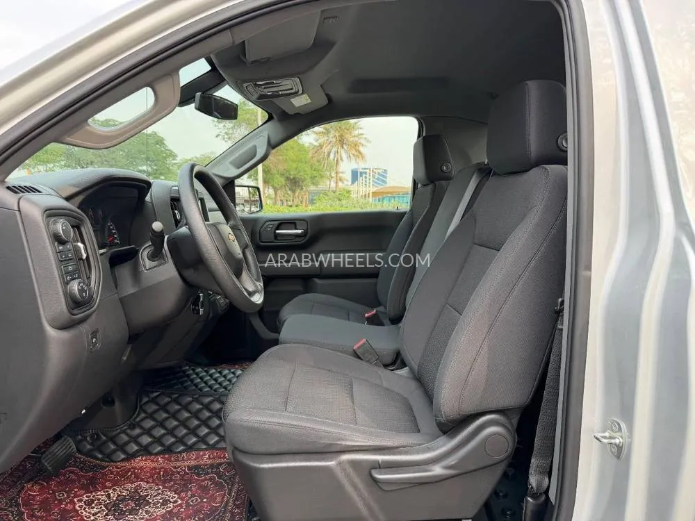 Chevrolet Silverado 2022 for Sale in Dubai Image-7