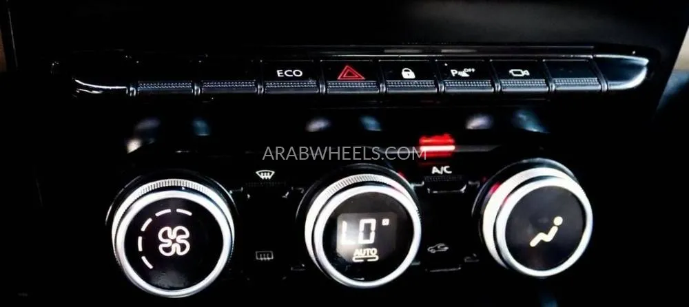 Renault Duster 2020 for Sale in Sharjah Image-12