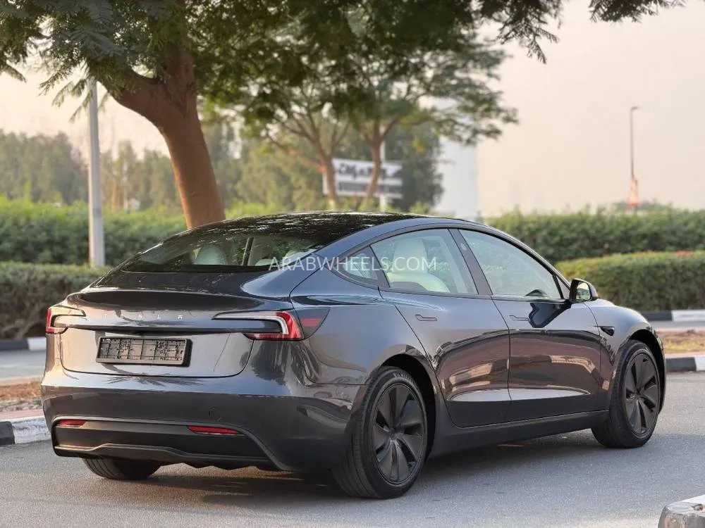 تسلا موديل 3 2024 for Sale in دبي Image-5