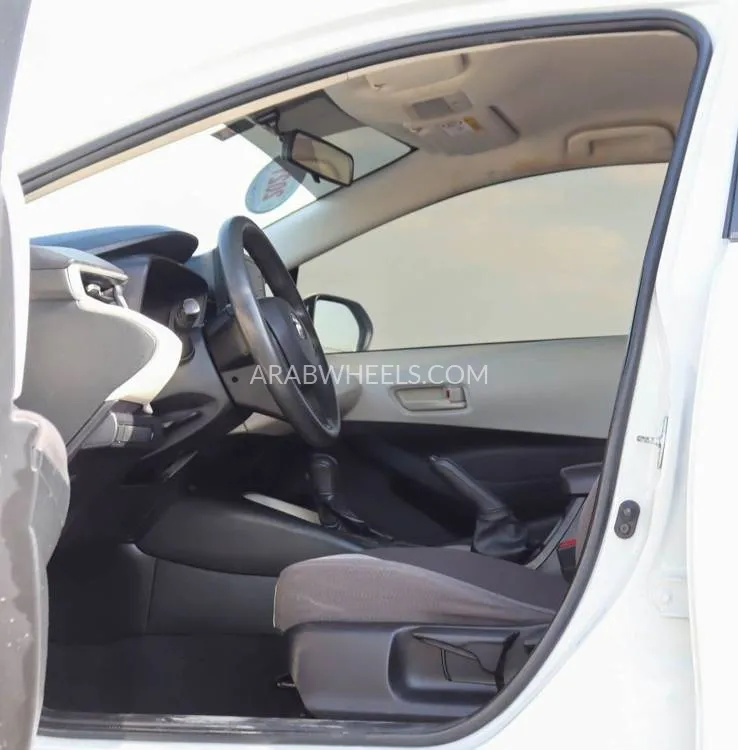 Toyota Corolla 2020 for Sale in Sharjah Image-9