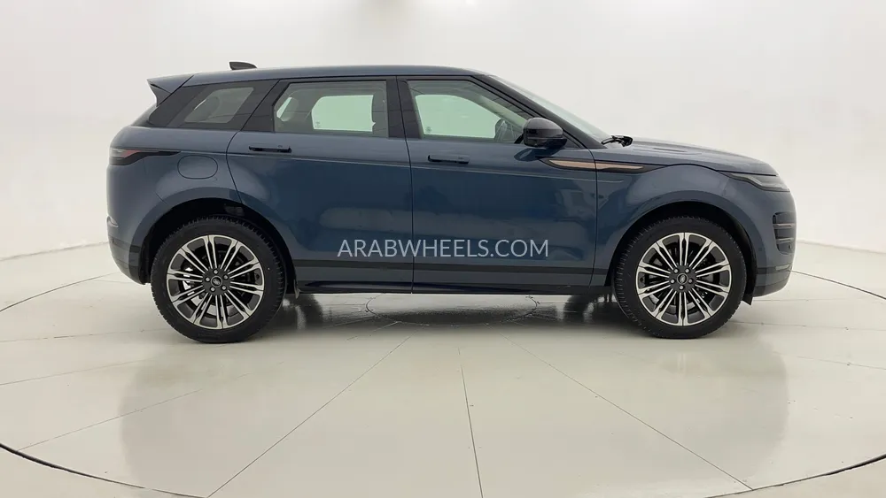 Land Rover Range Rover Evoque 2024 for Sale in Dubai Image-2