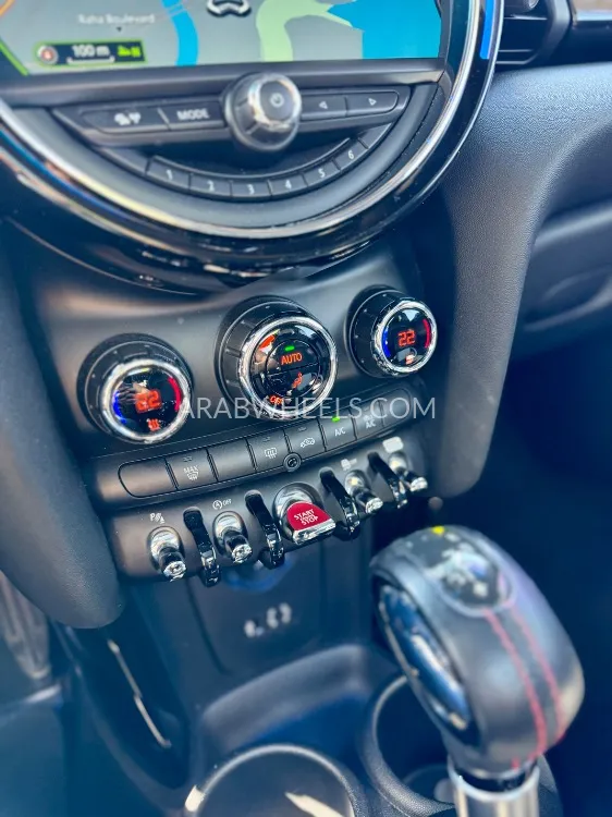 ميني كوبر 2018 for Sale in أبو ظبي Image-10