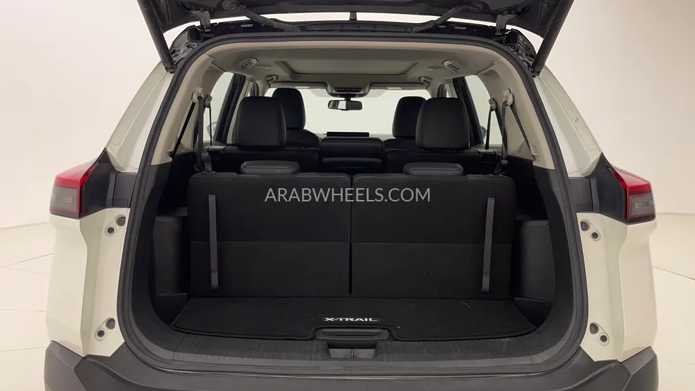Nissan X-Trail 2024 for Sale in Dubai Image-30
