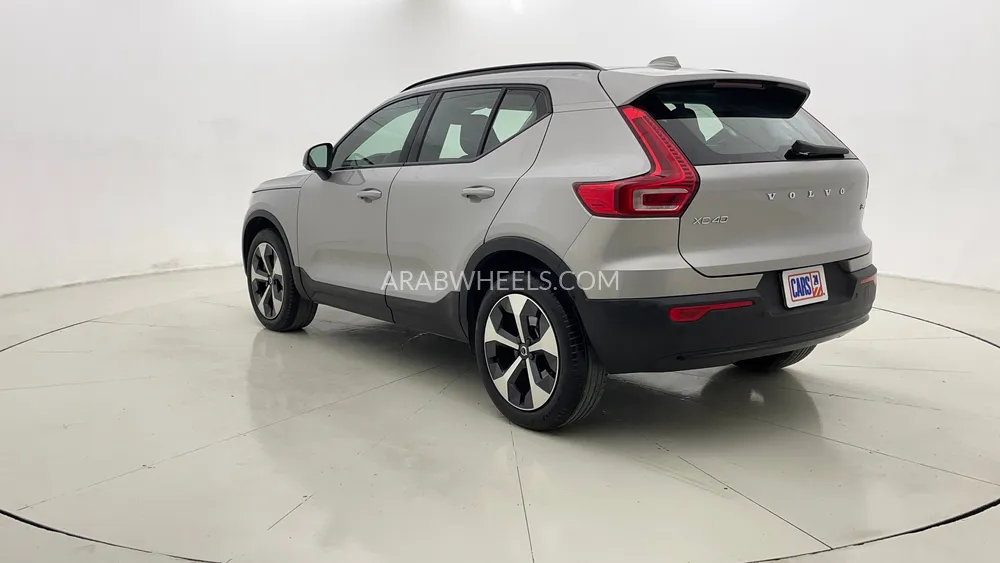 Volvo XC40 2023 for Sale in Dubai Image-5