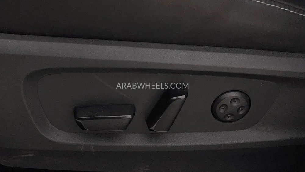 إنفينيتي QX60 2023 for Sale in دبي Image-24
