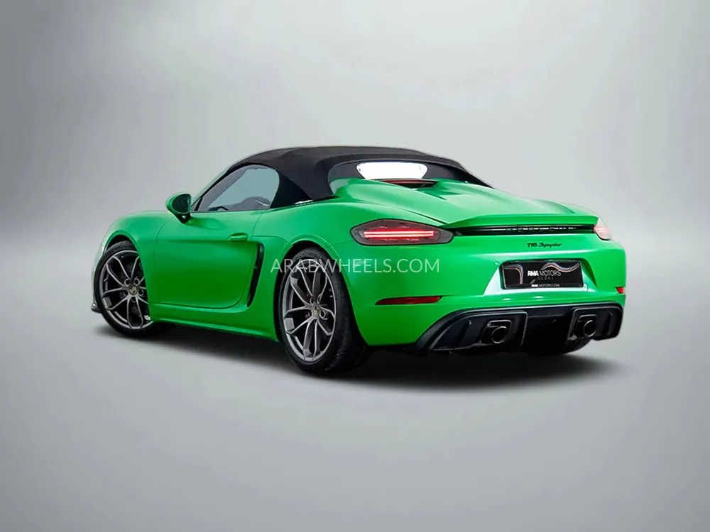 بورشه 718 2023 for Sale in دبي Image-2