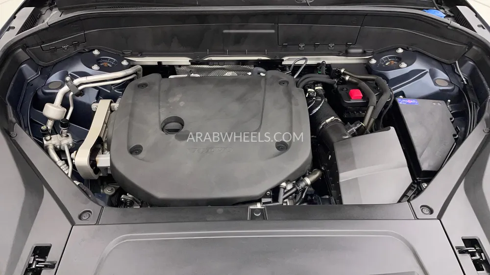 Volvo XC90 2023 for Sale in Dubai Image-9