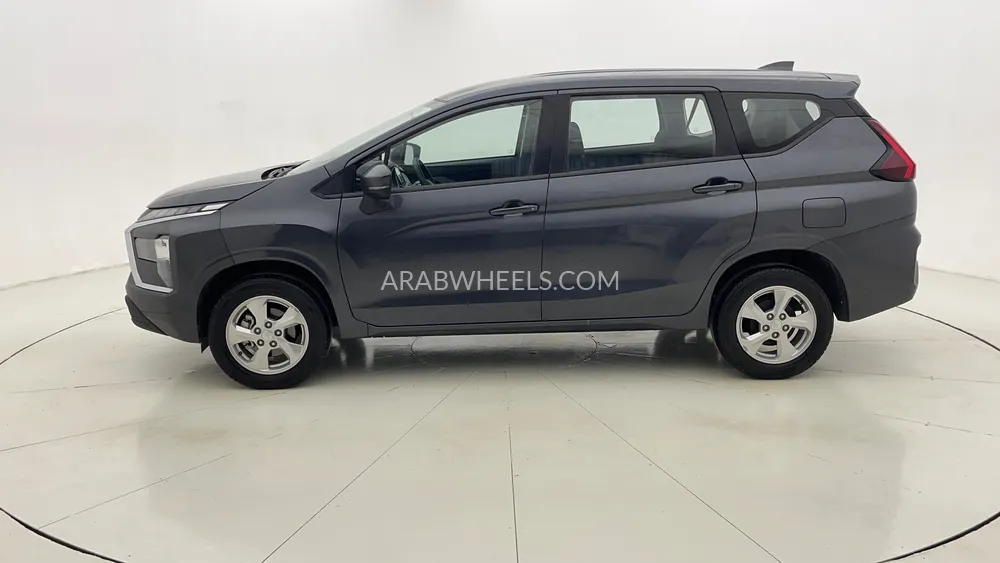Mitsubishi Xpander 2023 for Sale in Dubai Image-6