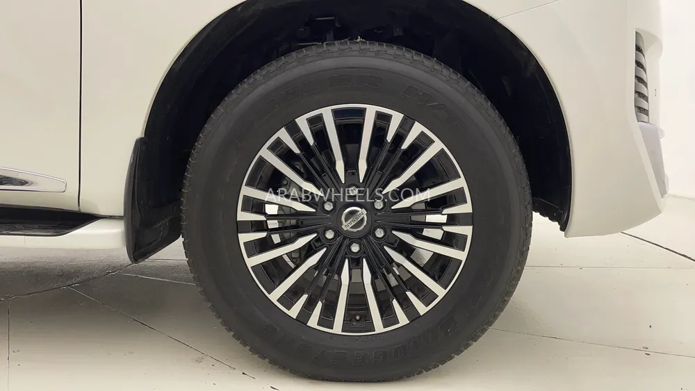 نيسان باترول 2024 for Sale in دبي Image-10