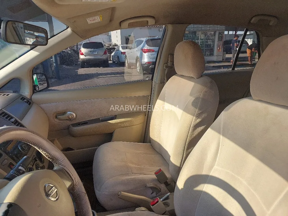 Nissan Tiida 2012 for Sale in Sharjah Image-8