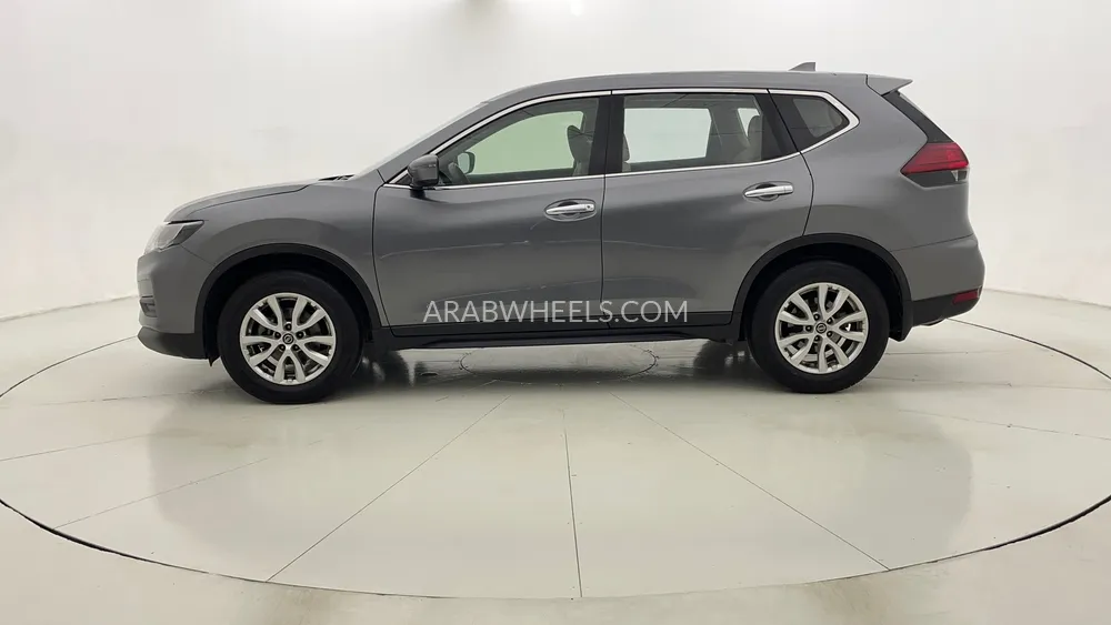 Nissan X-Trail 2021 for Sale in Dubai Image-6