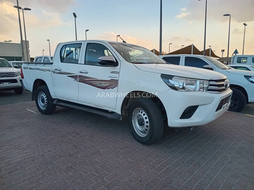 Toyota Hilux 2020 for Sale in Sharjah Image-5