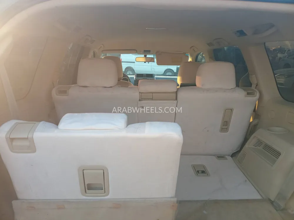 Toyota Land Cruiser Prado 2015 for Sale in Sharjah Image-9