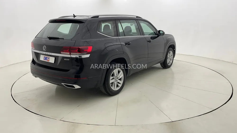 Volkswagen Teramont 2022 for Sale in Dubai Image-3