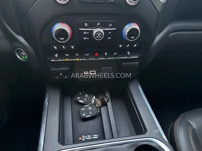 GMC Sierra 2022 for Sale in Sharjah Image-3
