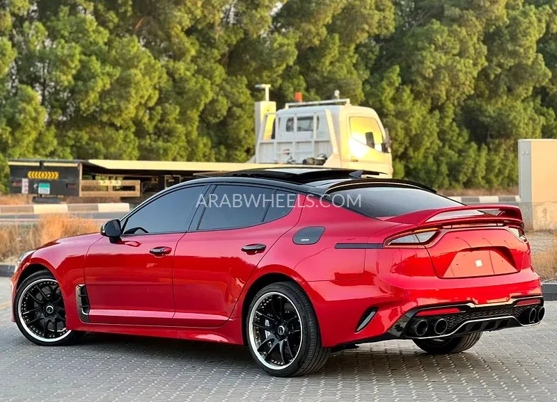 Kia Stinger 2020 for Sale in Sharjah Image-5