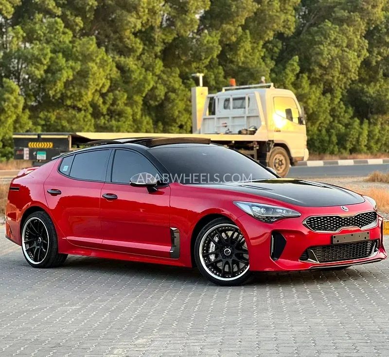 Kia Stinger 2020 for Sale in Sharjah Image-11