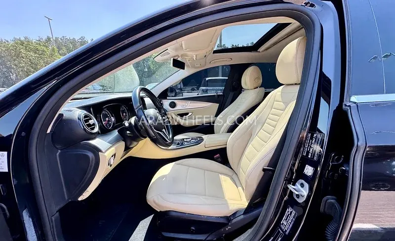 Mercedes Benz E Class 2019 for Sale in Sharjah Image-5