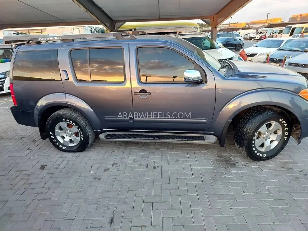 Nissan Pathfinder 2007 for Sale in Sharjah Image-14