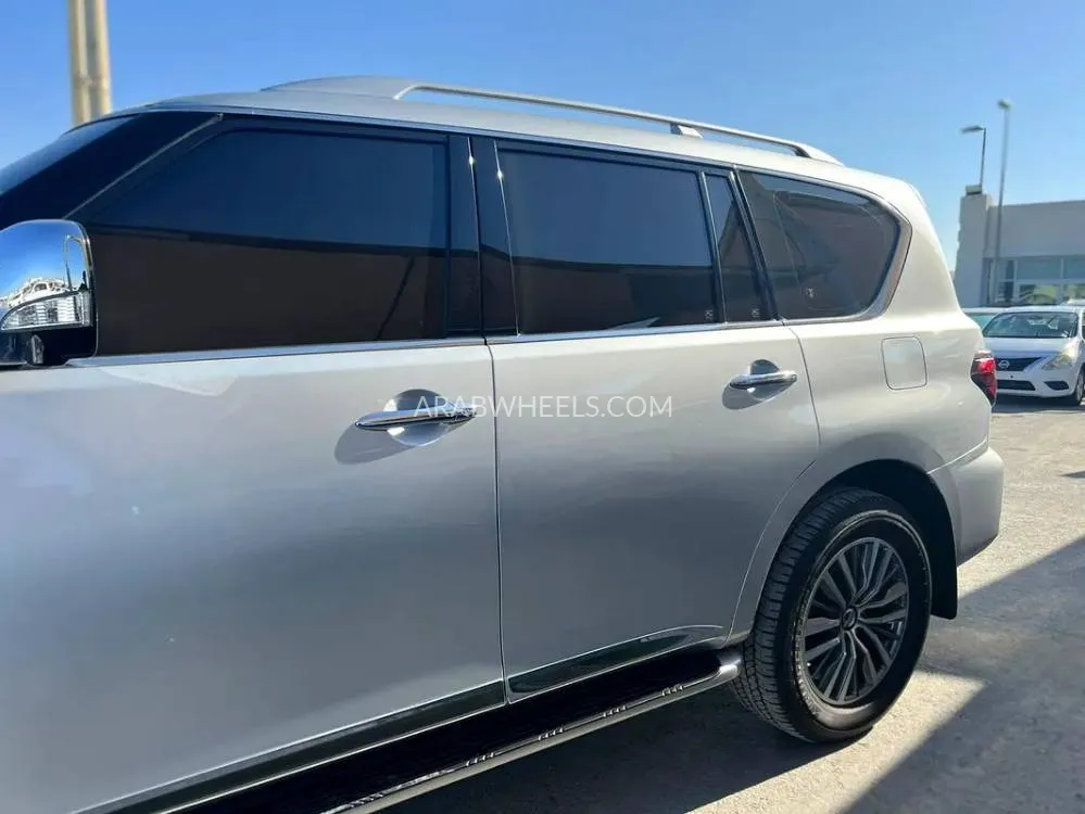Nissan Patrol 2021 for Sale in Sharjah Image-8