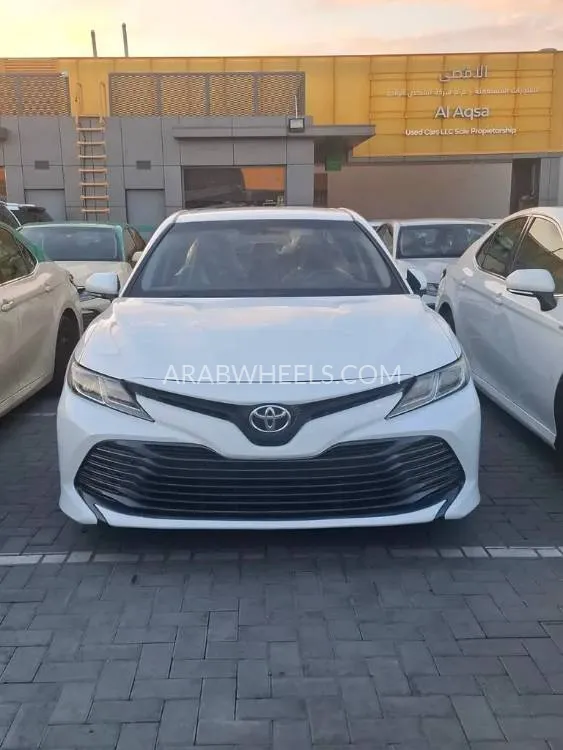Toyota Camry 2018 for Sale in Sharjah Image-3