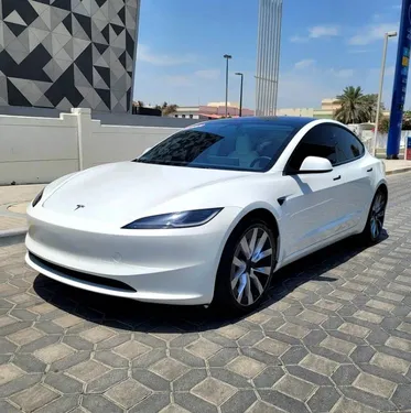 Tesla Model 3 Long Range 2024