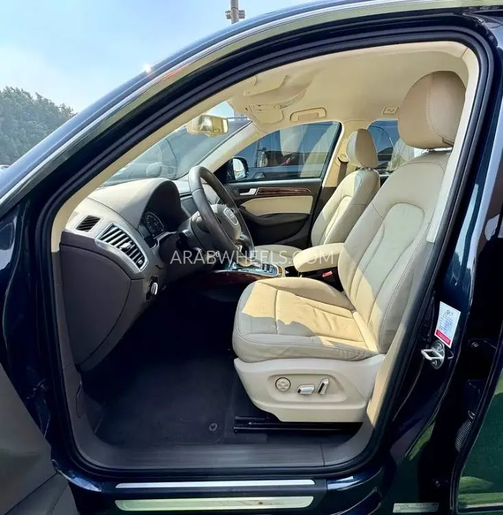 Audi Q5 2015 for Sale in Sharjah Image-2