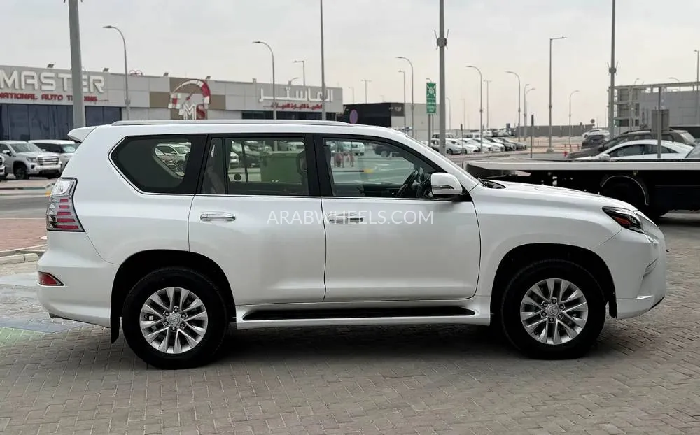 Lexus GX 2021 for Sale in Abu Dhabi Image-6