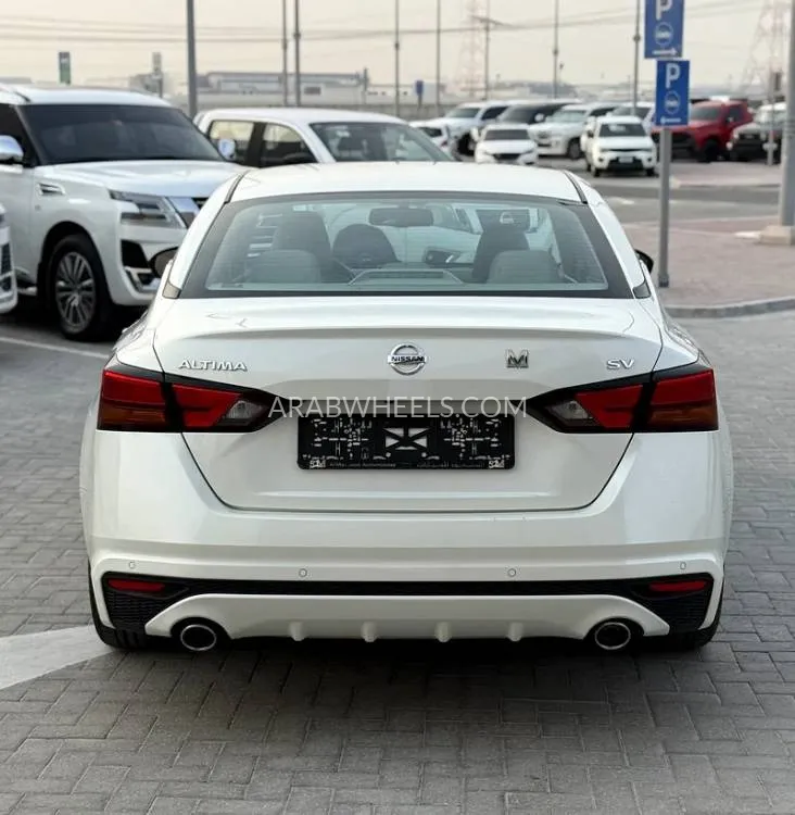 Nissan Altima 2021 for Sale in Abu Dhabi Image-4