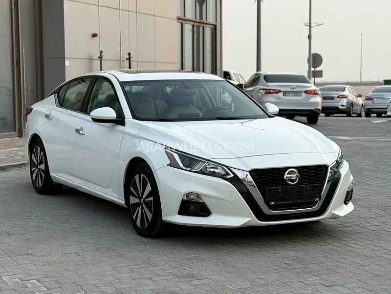 Nissan Altima 2021 for Sale in Abu Dhabi Image-11